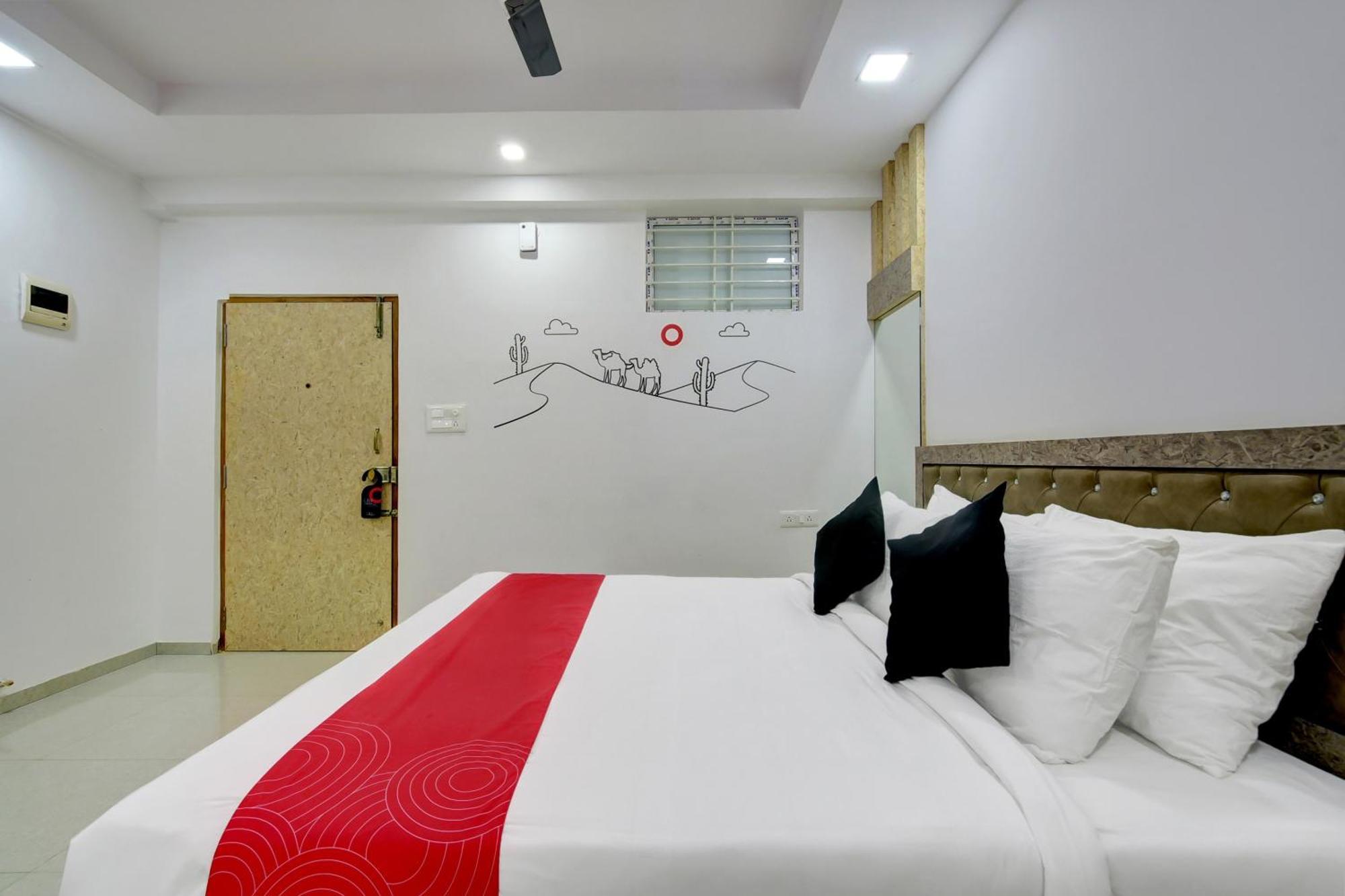 Super Grand Collection O Near Sarjapur Road Near 7D Voyage Otel Bangalore Dış mekan fotoğraf