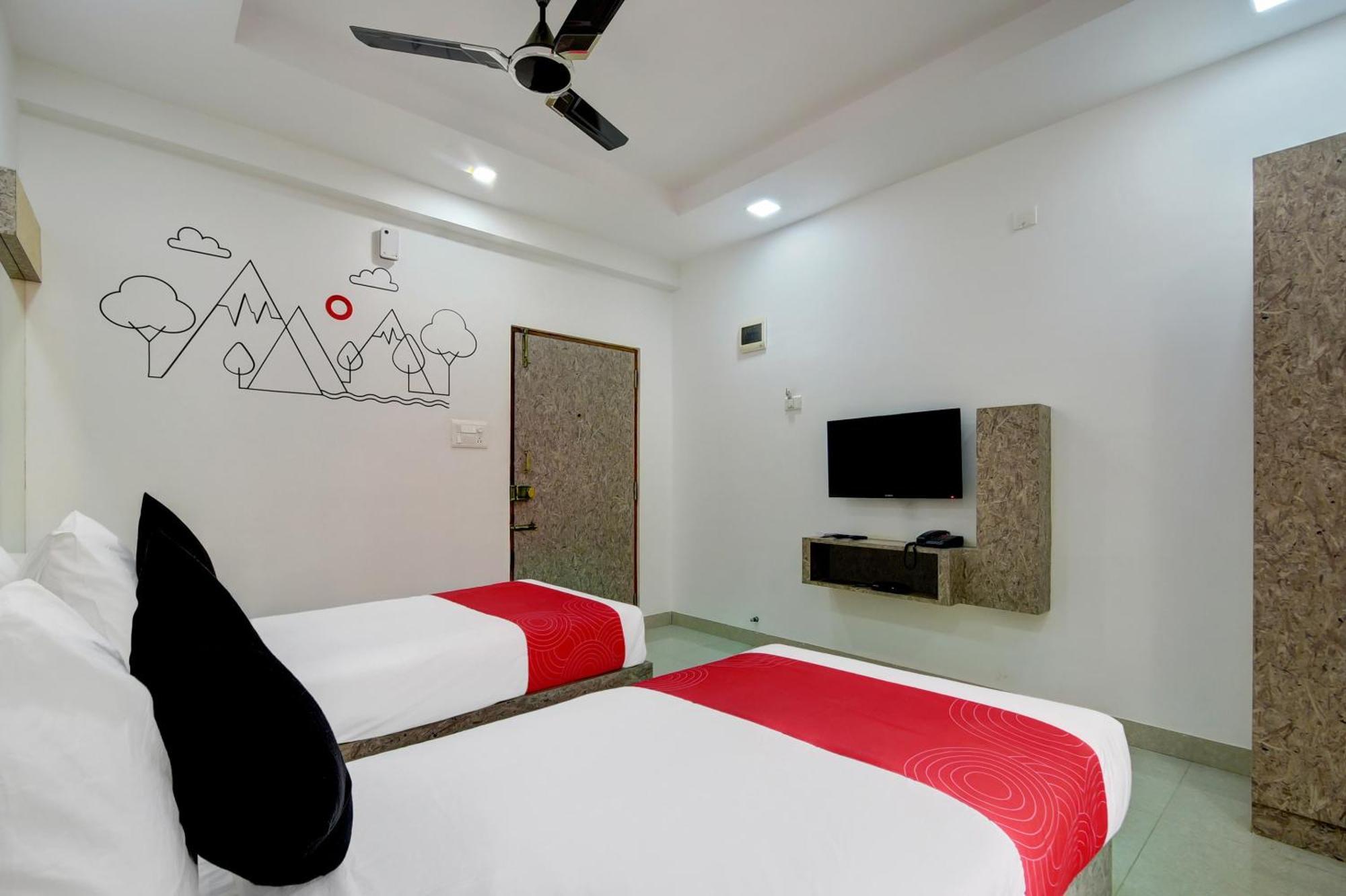 Super Grand Collection O Near Sarjapur Road Near 7D Voyage Otel Bangalore Dış mekan fotoğraf