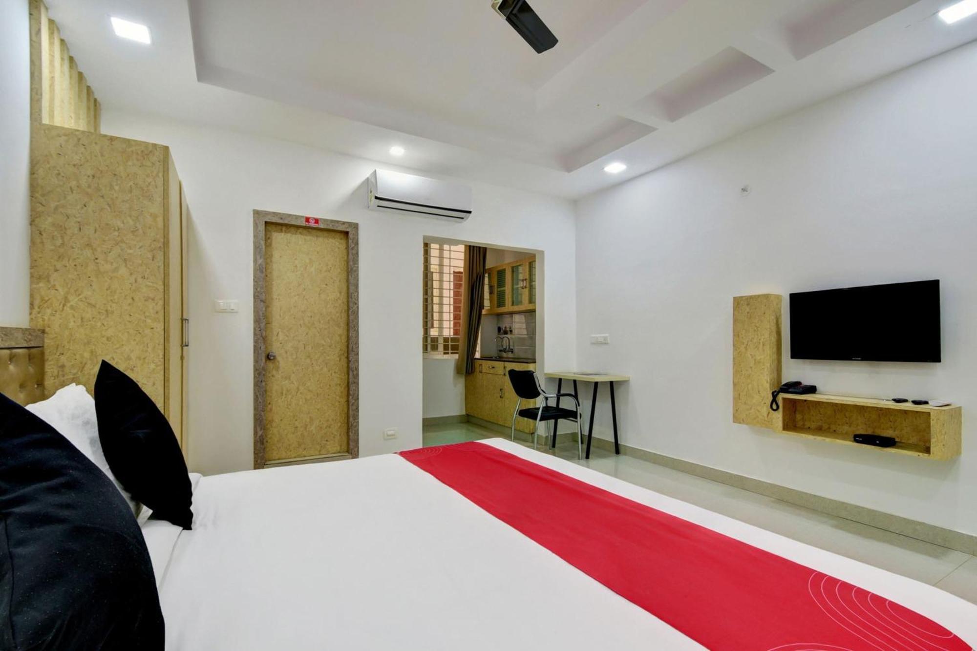 Super Grand Collection O Near Sarjapur Road Near 7D Voyage Otel Bangalore Dış mekan fotoğraf