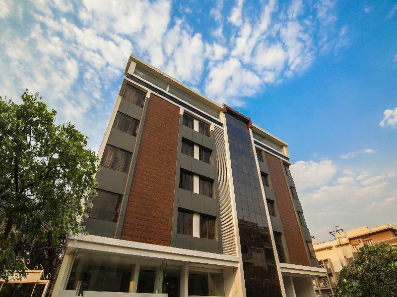 Super Grand Collection O Near Sarjapur Road Near 7D Voyage Otel Bangalore Dış mekan fotoğraf